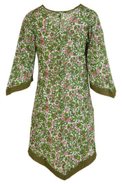Product shot of the Libby Poncho in colour PinkFlower (Green), detail