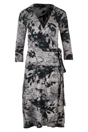 Product shot of the Betty Wrap Dress in colour Print (Black), from the front