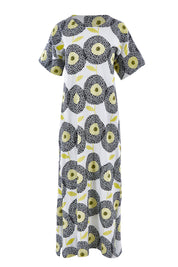Product shot of the Helg Tee Dress in colour Dotflwr, from the front