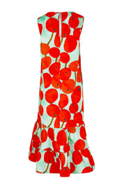 Product shot of the Svangande Dress in colour Redberry (Red), from the back