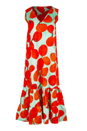 Product shot of the Svangande Dress in colour Redberry (Red), from the front
