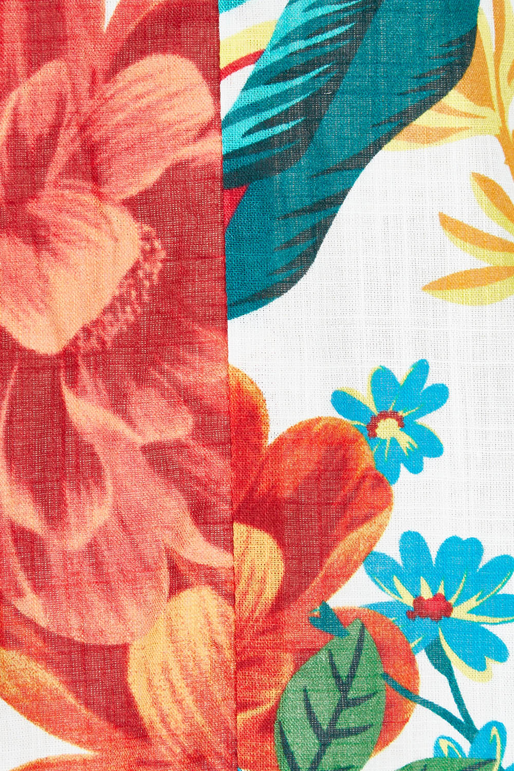 Product shot of the Cha Cha Top in colour Toledo (Black), detail