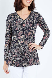 Model Andrea wearing size S of the Ingrid L/S Top in colour Persian (Black), from the front, cropped image