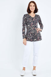 Model Andrea wearing size S of the Ingrid L/S Top in colour Persian (Black), from the front, showing the whole outfit