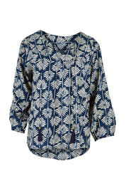 Product shot of the Palais Top in colour Yamba, from the front