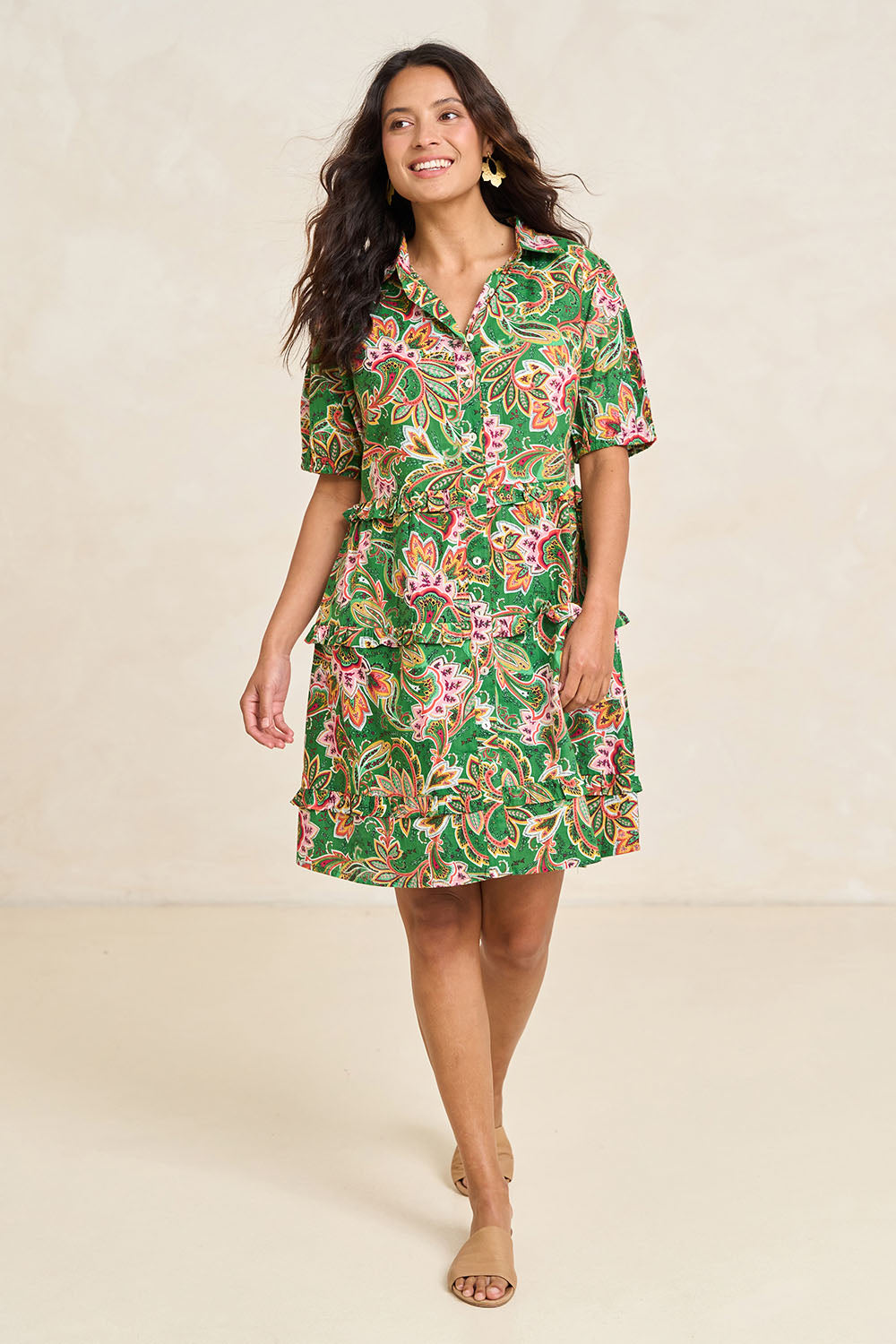 Model Tahnee wearing size S of the Jade Cotton Dress in colour Cairns, from the front, showing the whole outfit