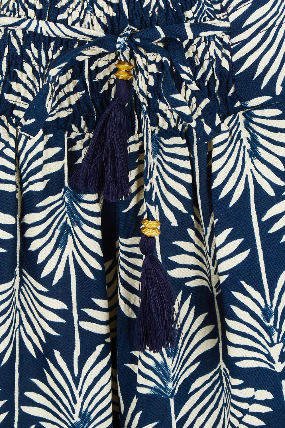 Product shot of the Nat Pant in colour Yamba, detail