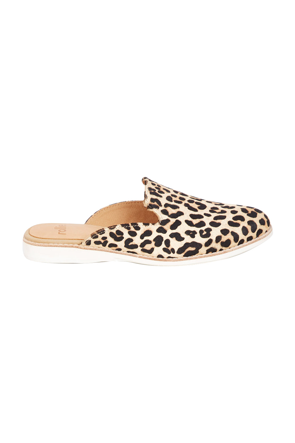 Product shot of the Derby Mule Flat in colour Camelleo, from the front