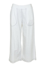 Product shot of the Pula Pant in colour White (White), from the front