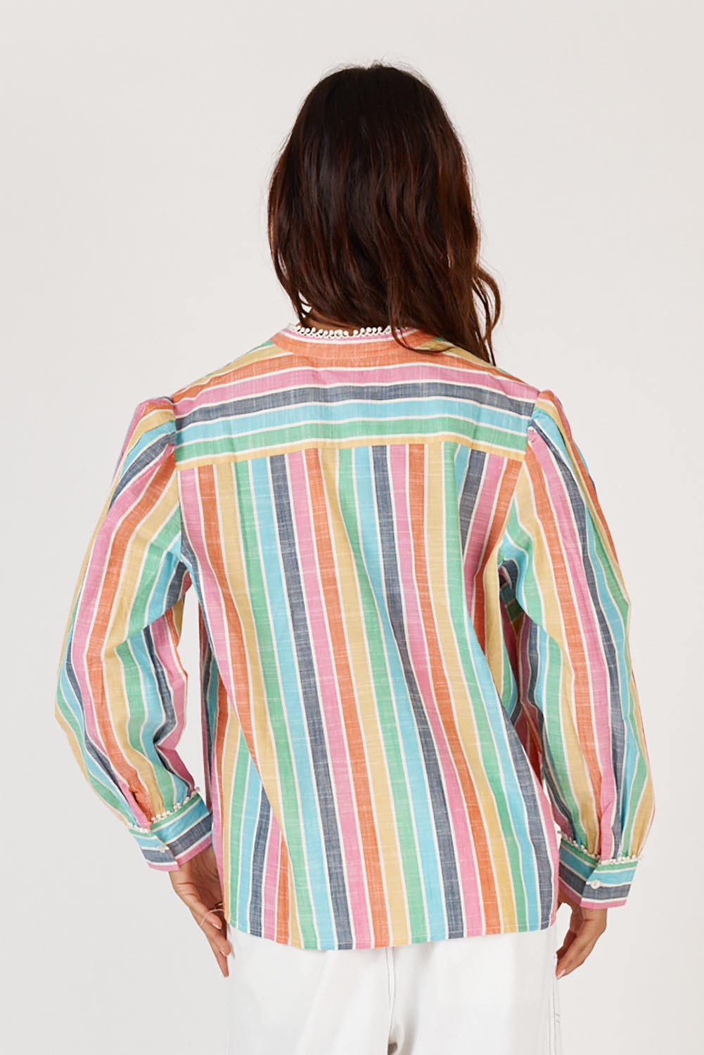 A model wearing the Vishnik Cotton Shirt in colour Stripe, from the back