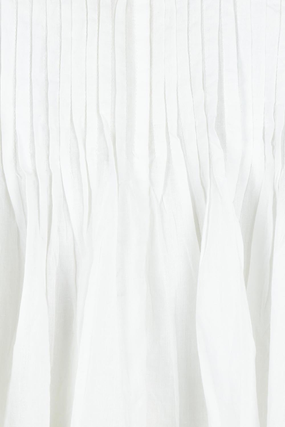Product shot of the Vivian Cotton Top in colour White (White), detail