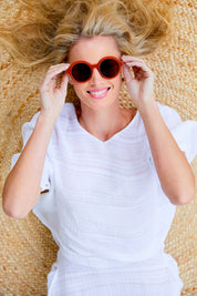 Model Maddy wearing size S of the Wenzel Kaftan in colour White (White), from the front, showing the whole outfit