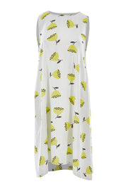 Product shot of the Bestyr Dress in colour Flwrpods, from the front