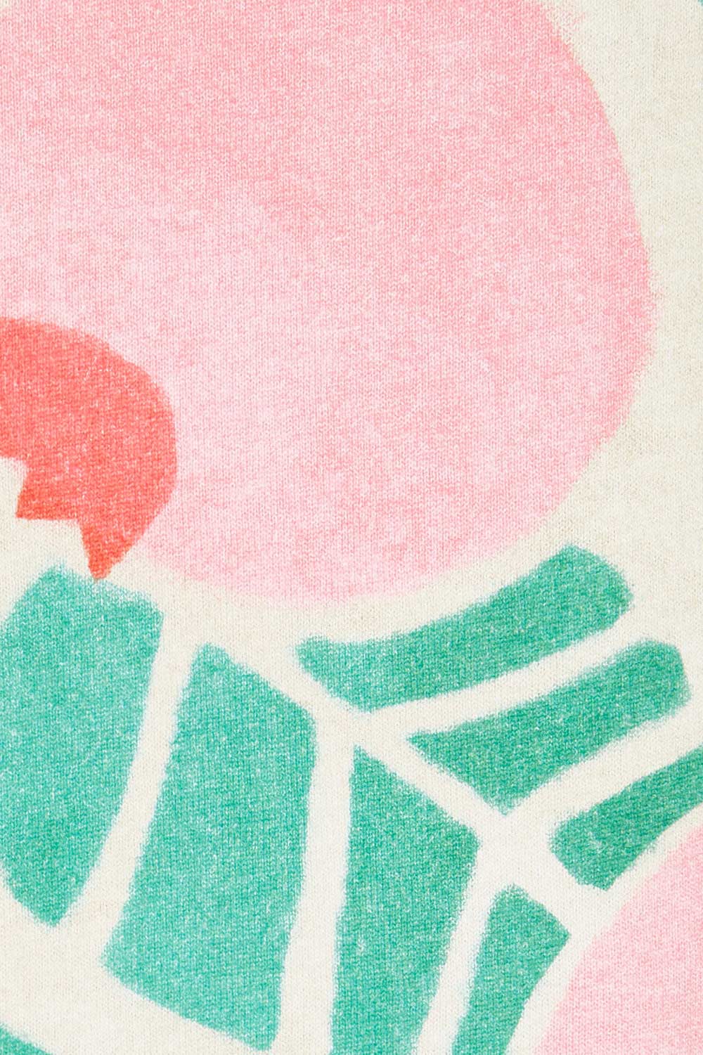 Product shot of the Solsken Tee in colour Crelingon, detail