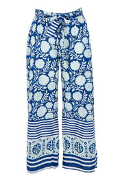 Product shot of the Kurrawa Beach Cotton Pant in colour Bluegreen (Blue), from the front