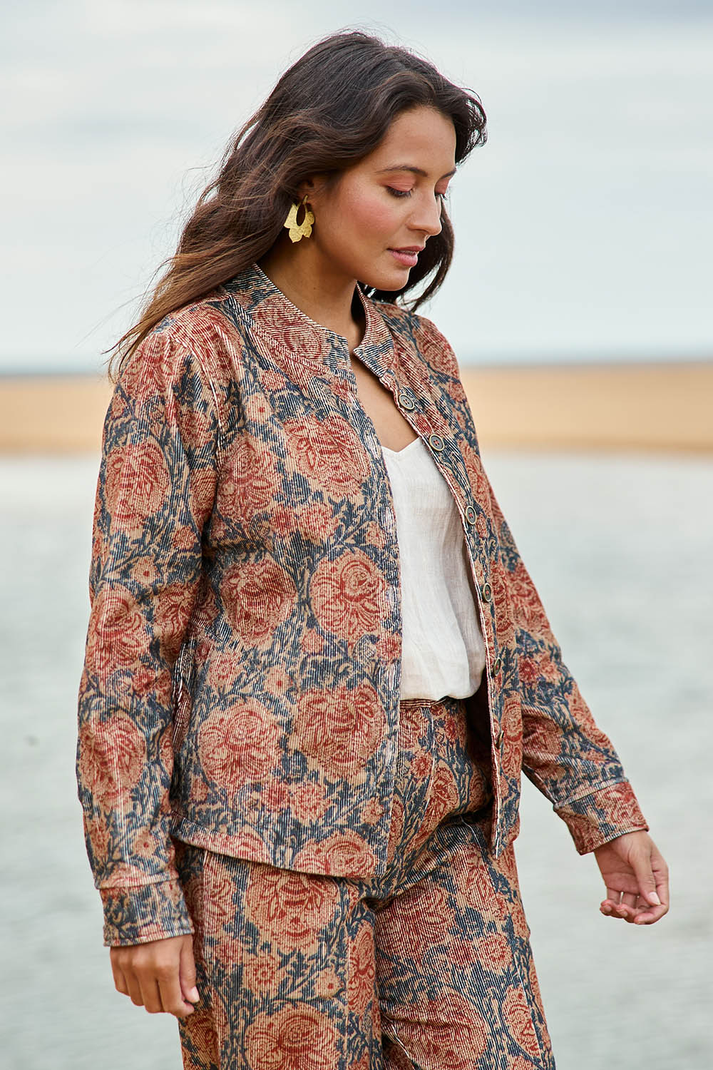 Model Tahnee wearing size 10 of the Adelong Falls Corduroy Jacket in colour Ornate, from the front, showing the whole outfit