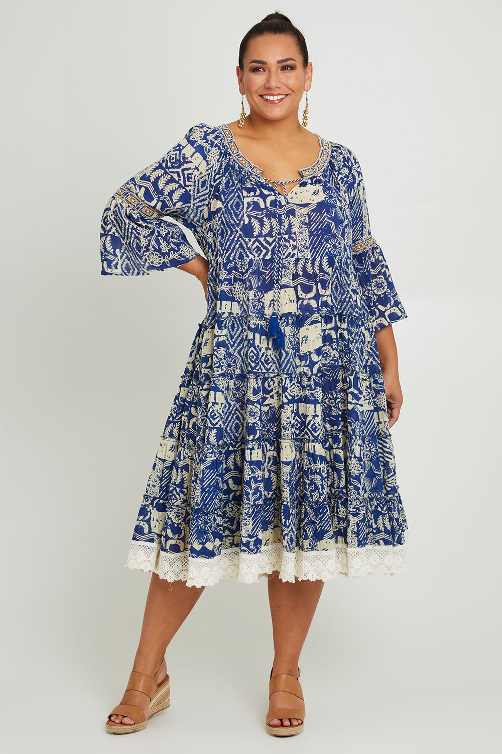 Model Jane wearing size 16 of the Tathra Beach Cotton Dress in colour Blue (Blue), from the front, showing the whole outfit