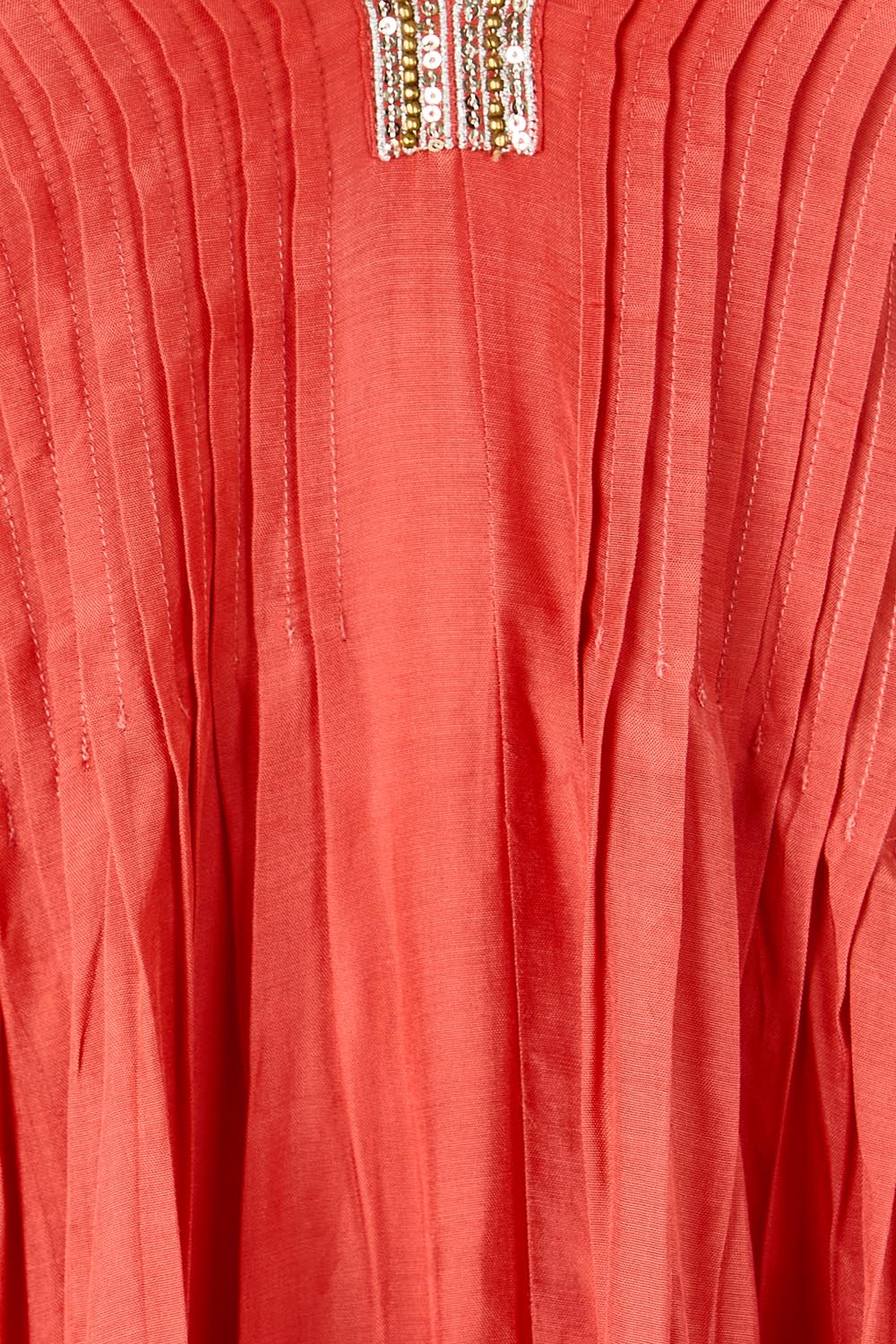 Product shot of the San Rafael Falls Kimono Dress – Red in colour Red, showing detail