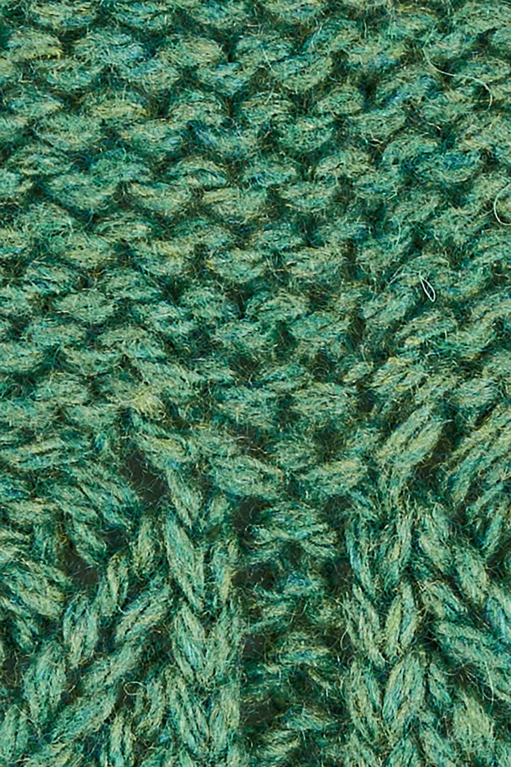 Product shot of the Coast Road Jumper in colour Evergreen (Green), detail