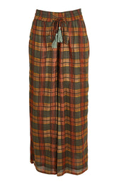 Product shot of the Freedom Pant in colour Highlands, from the front