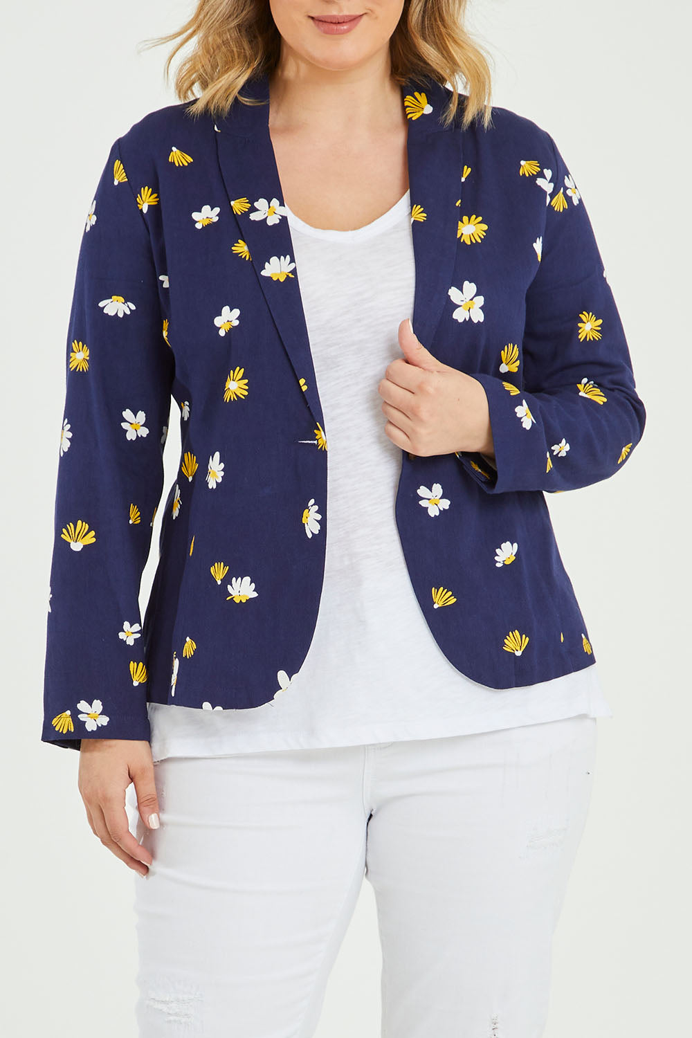 Model Jess wearing size 14 of the Sally Cotton Blazer in colour Daisy (Blue), from the front, cropped image