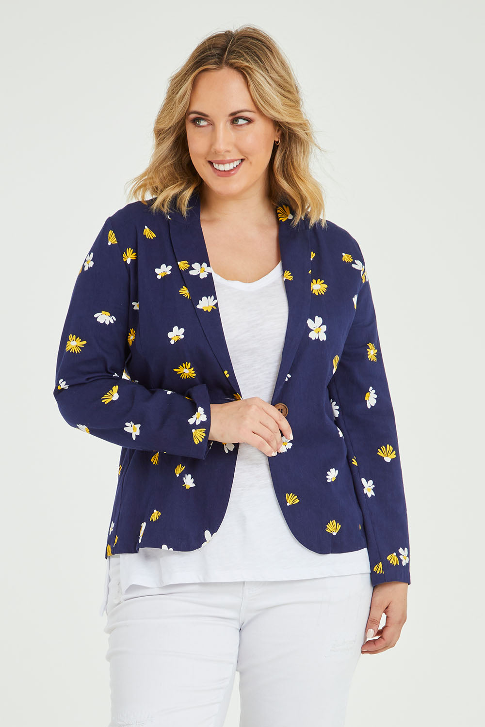 Model Jess wearing size 14 of the Sally Cotton Blazer in colour Daisy (Blue), from the front, cropped image