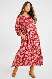 Model Laura wearing size 14 of the Alice Gathered Dress in colour Silhouette, from the front, showing the whole outfit