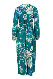 Product shot of the Daphne Maxi Wrap Dress in colour Darkgarden (Green), from the back