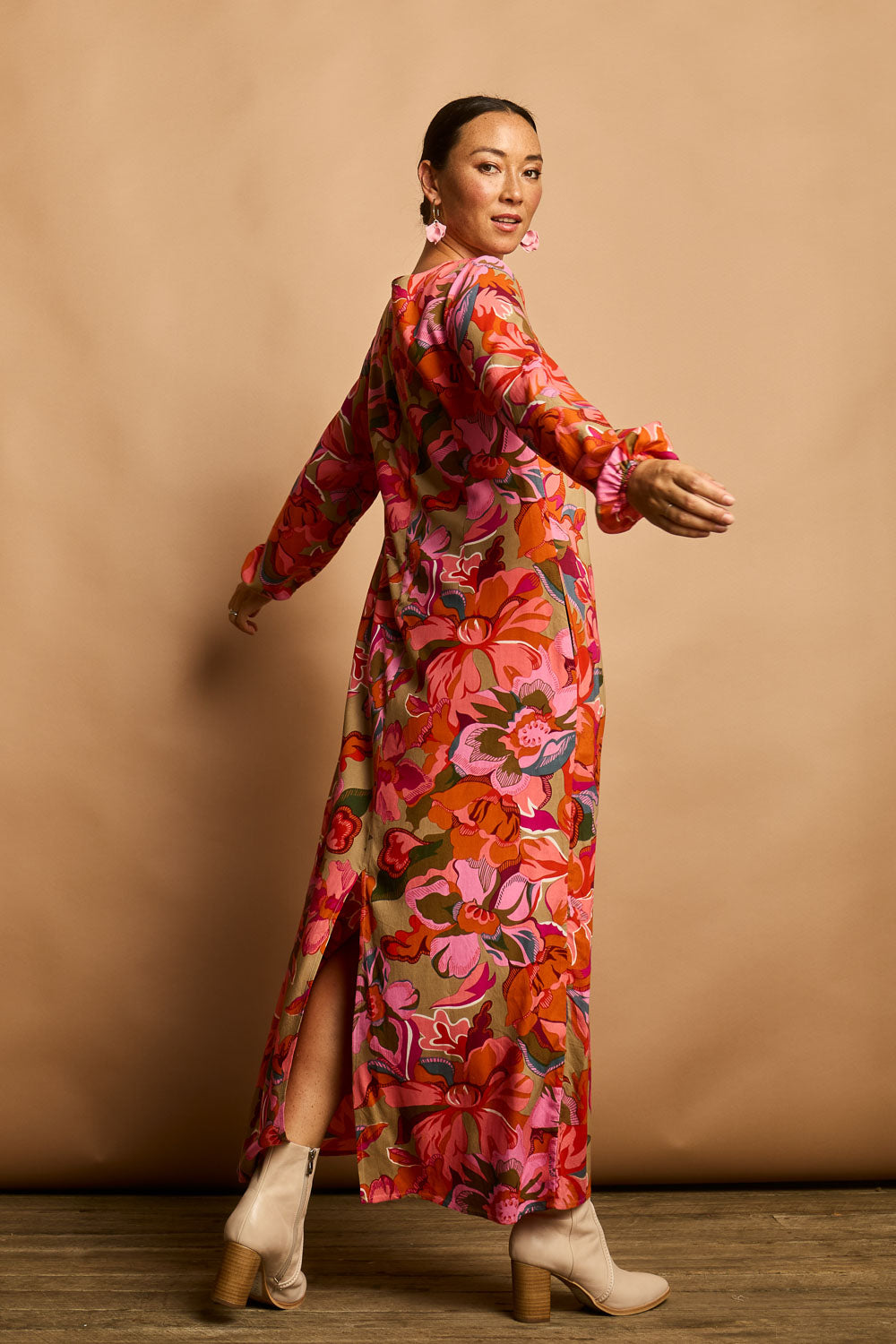 Model Katie wearing size 10 of the Zara Shift Dress in colour Botanical (Red), from the front, showing the whole outfit