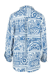 Product shot of the Kelly Relaxed Shirt in colour Labyrinth (Blue), from the back