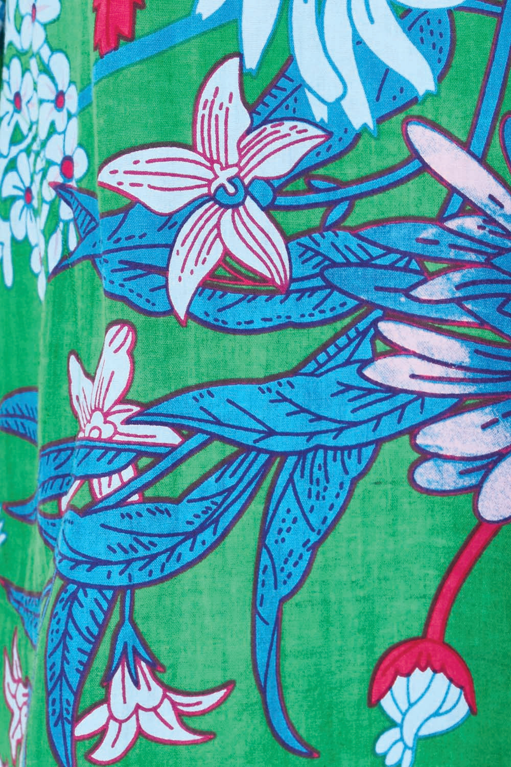 Product shot of the Polly Cotton Shift Dress – Greengard in colour Greengard, showing detail
