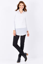 Model Rebecca wearing size S of the Sally Textured Pant in colour Black (Black), from the front, showing the whole outfit
