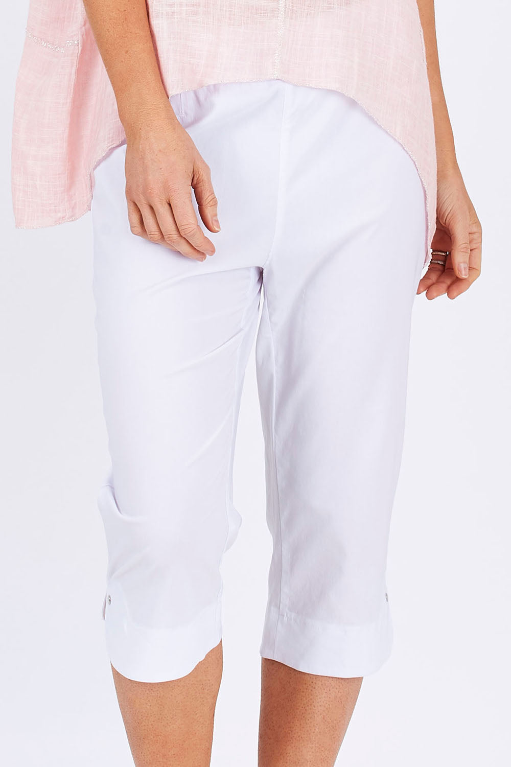 Model Monique wearing size S of the Trimmed Pocket Cropped Pant in colour White (White), from the front, cropped image