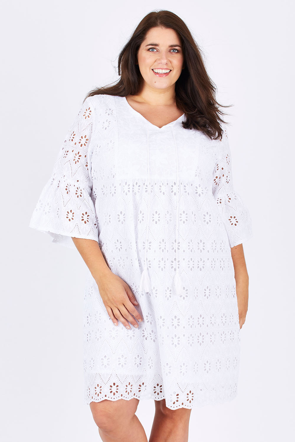 Model Mae wearing size XXL of the Lace Dress in colour White (White), from the front, cropped image