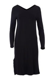 Product shot of the Reversible Dress in colour Black (Black), detail