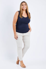 Model Fiona wearing size XL of the Jogger Jean in colour Natural, from the front, showing the whole outfit