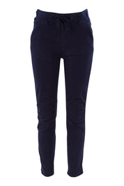 Product shot of the Jogger Jean in colour Navy (Blue), from the front