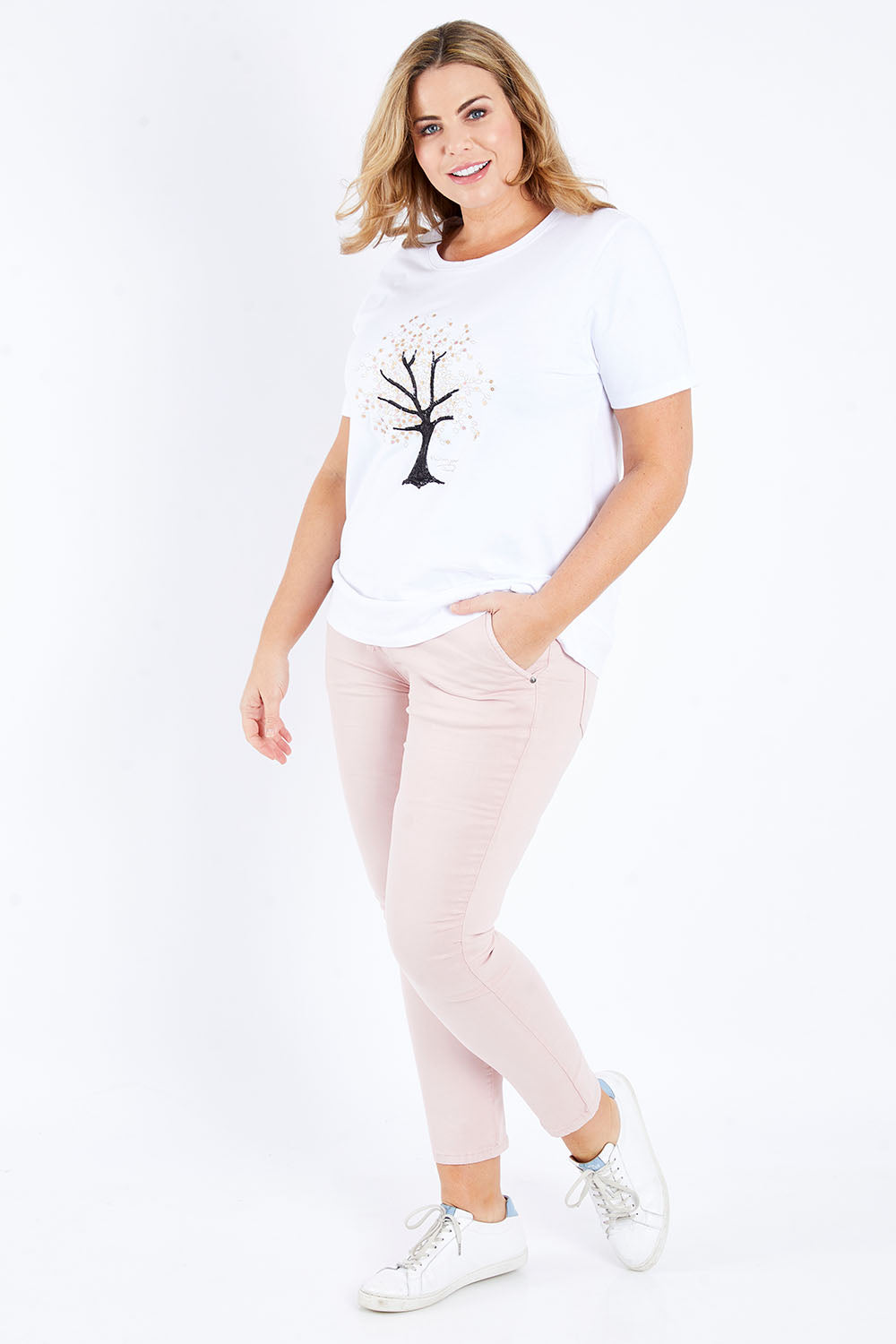 Model Fiona wearing size XL of the Jogger Jean in colour Pink (Pink), from the front, showing the whole outfit