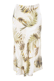Product shot of the Palm Print Skirt in colour Print (Green), from the front