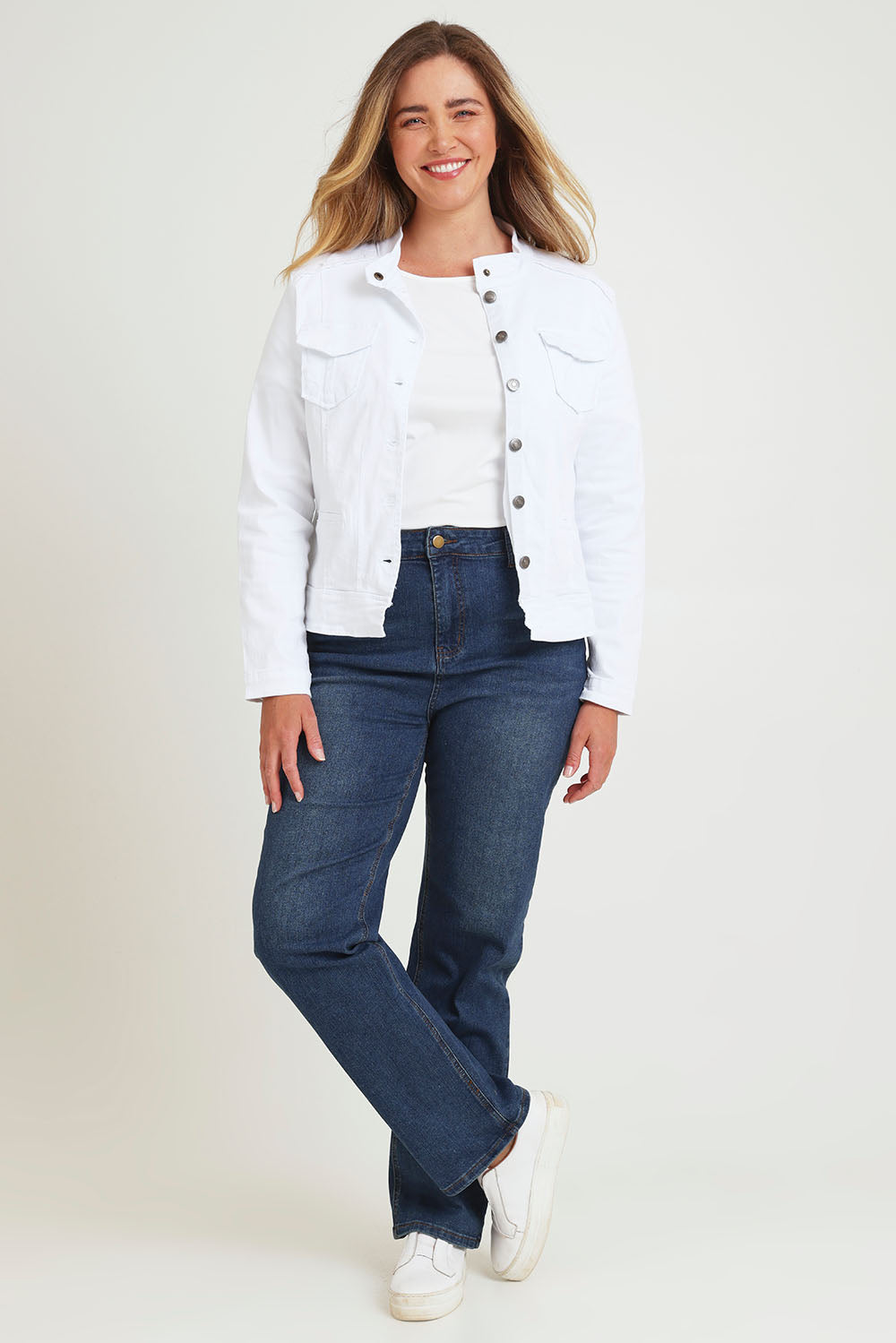 Model Chanel wearing size XL of the Military Denim Jacket in colour White (White), from the front, showing the whole outfit