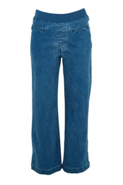 Product shot of the Maddy Wide Leg Jean in colour Denim (Blue), from the front