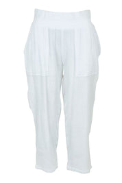 Product shot of the Byron Cotton 7/8 Pant in colour White (White), from the front