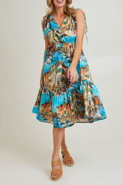 Model Grace wearing size S of the Venice Cotton Dress in colour Blue (Blue), from the front, cropped image