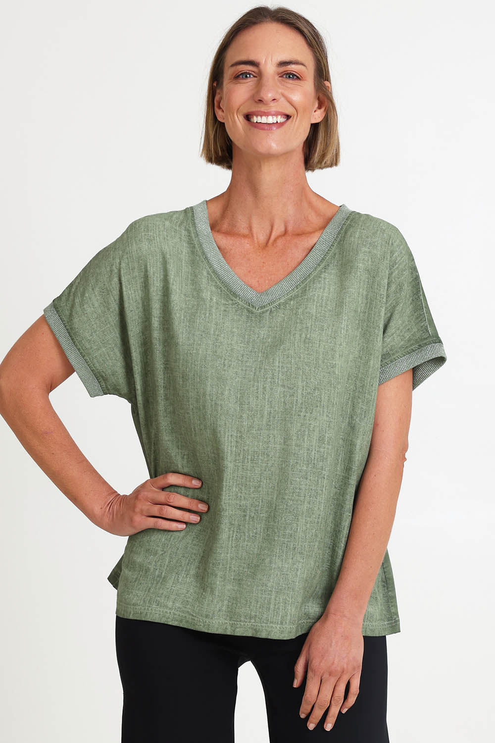 The Sienna Linen Blend Tee - Olive