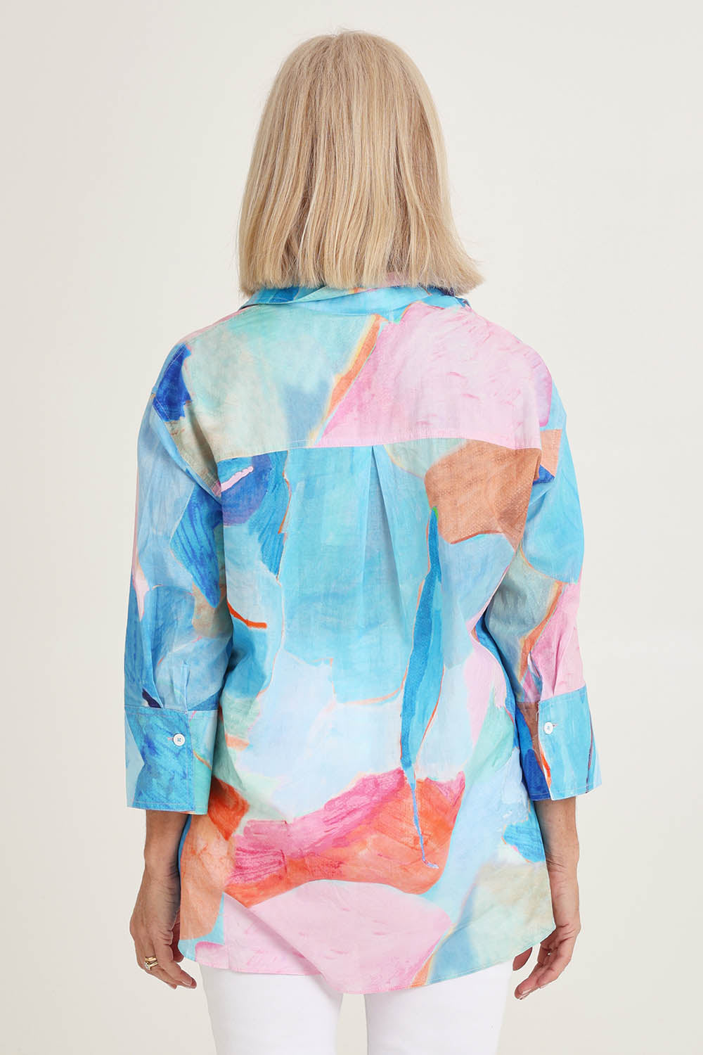 Model Anna wearing size S of the Grazia Mio Caro Cotton Shirt in colour Blue (Blue), from the back