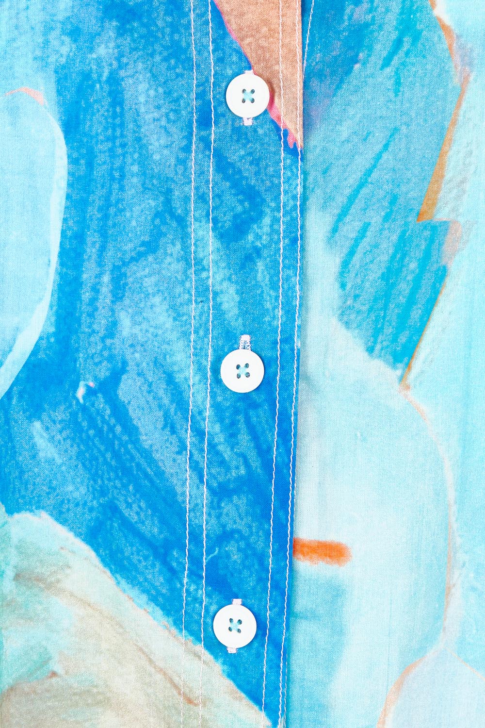 Product shot of the Grazia Mio Caro Cotton Shirt in colour Blue (Blue), detail