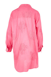 Product shot of the Lagoon Palm Shirt – Raspberry in colour Raspberry, from the back