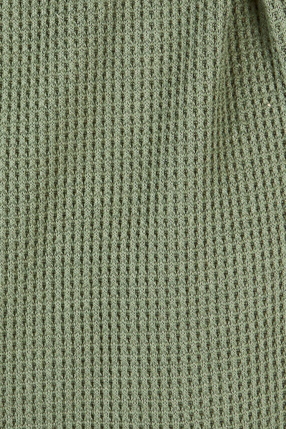 Product shot of the Cotton Waffle Dressing Robe in colour Norigreen (Green), detail