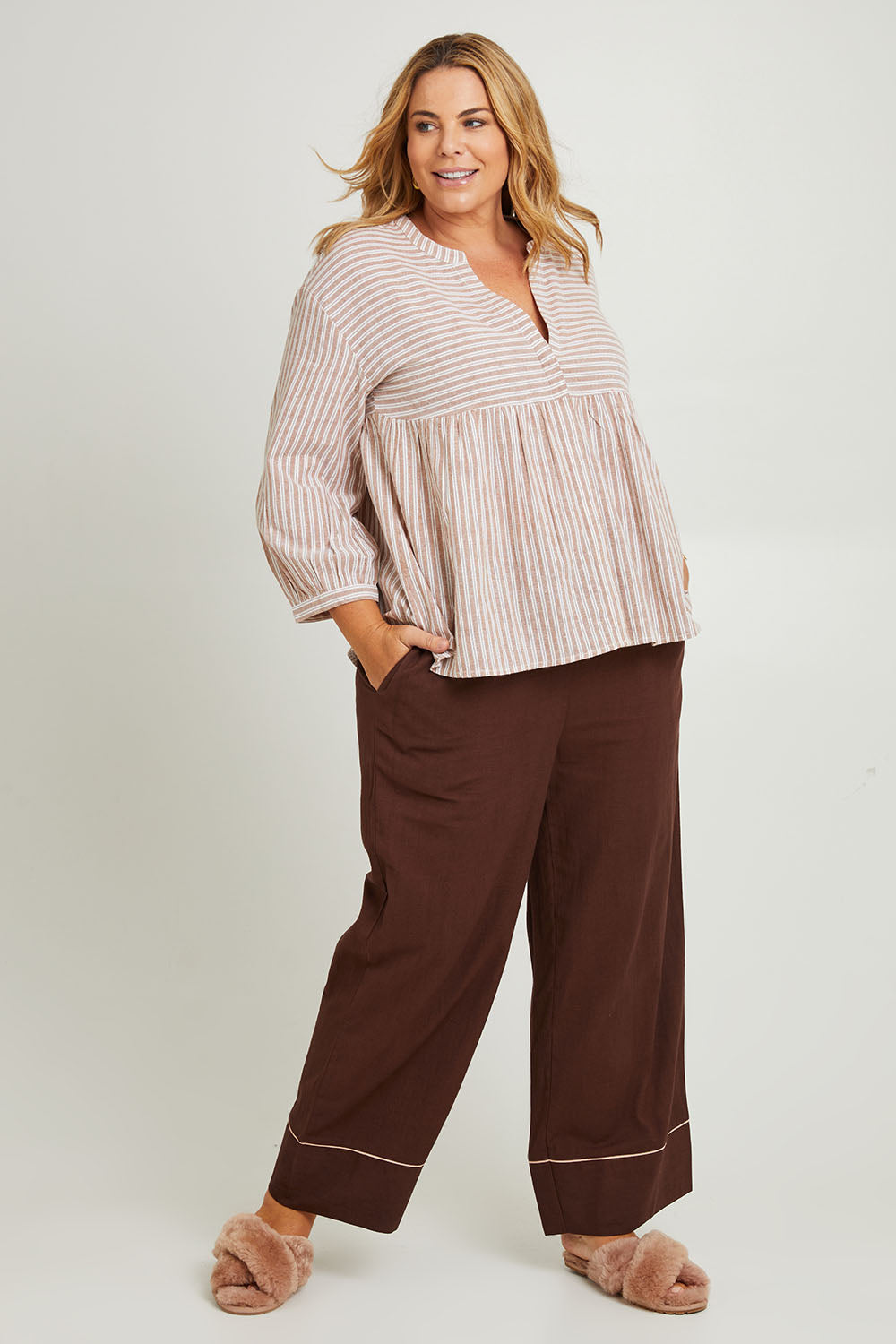 Model Fiona wearing the Cotton Full Length Pyjama Pants in colour Chocolate, from the front, showing the whole outfit