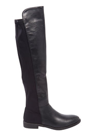 Product shot of the Elenor Boot in colour Black (Black), from the front
